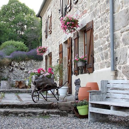 La Belle Ame Bed & Breakfast Saint-Priest-des-Champs Exterior foto